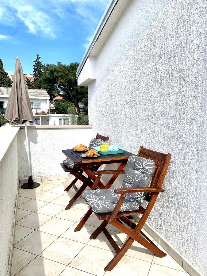 Seaside Apartments Petar Krk Town Exterior foto